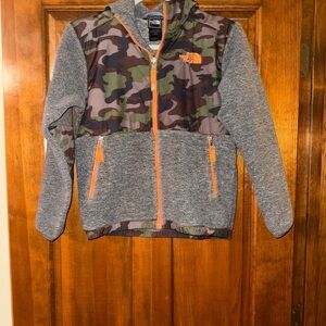 North Face Kids full zip Camouflage and Gray Sherpa Jacket
